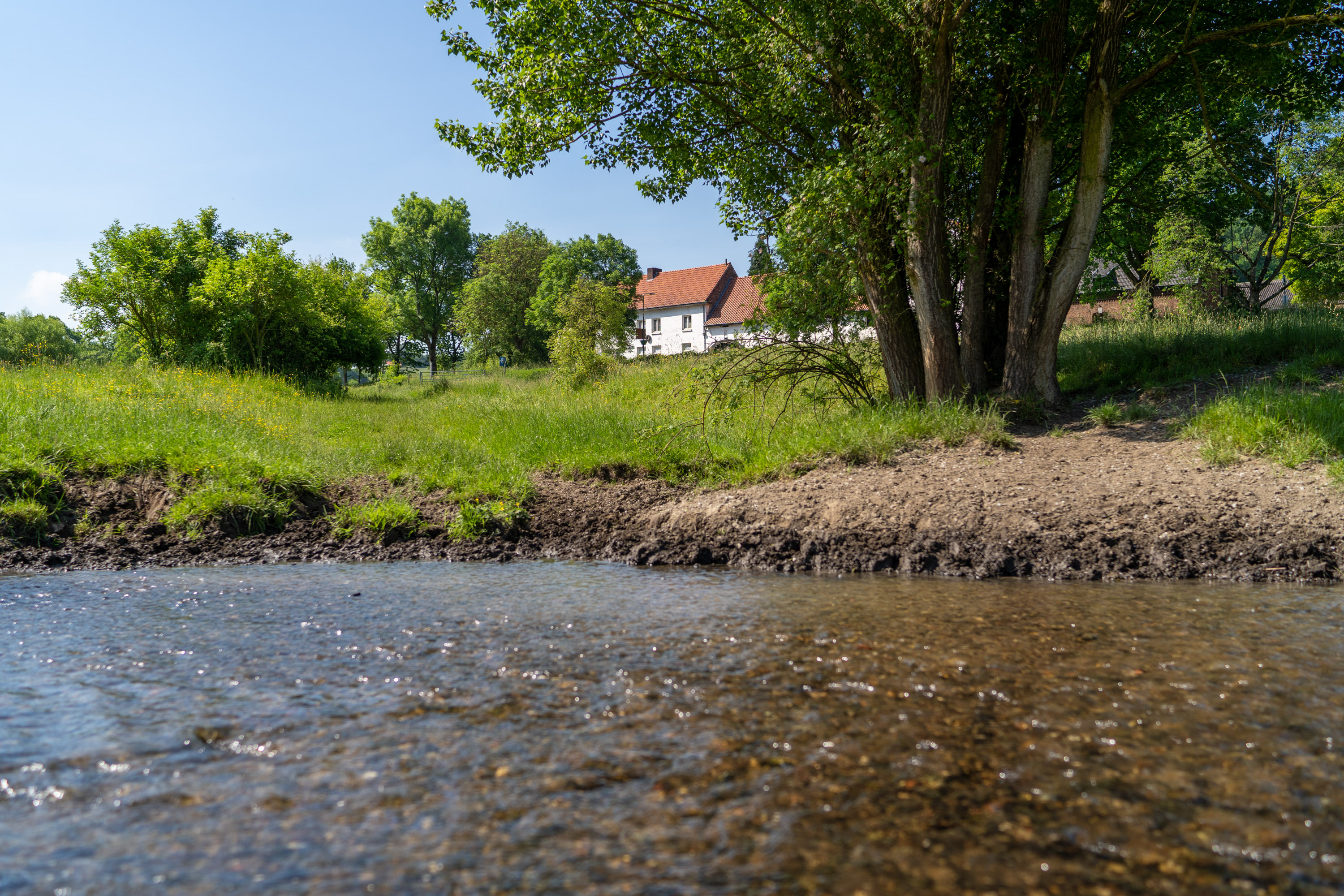 Door Het Gulpdal En Groote Bosch Bij Slenaken Wandelen In De Bergen