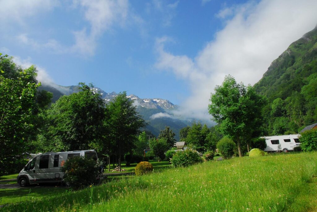 camping-pyreneeen-frankrijk-natura-estaing